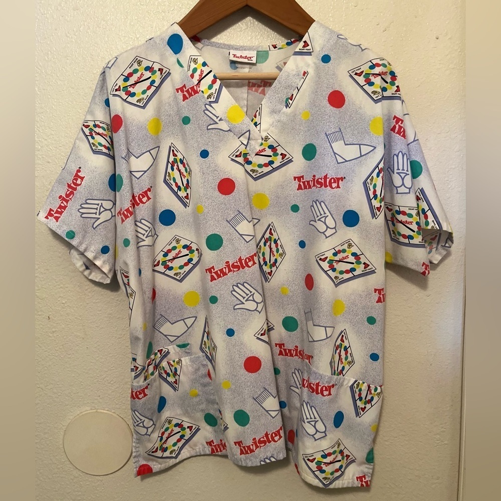 Twister Medical Scrub Top Women’s size M/L